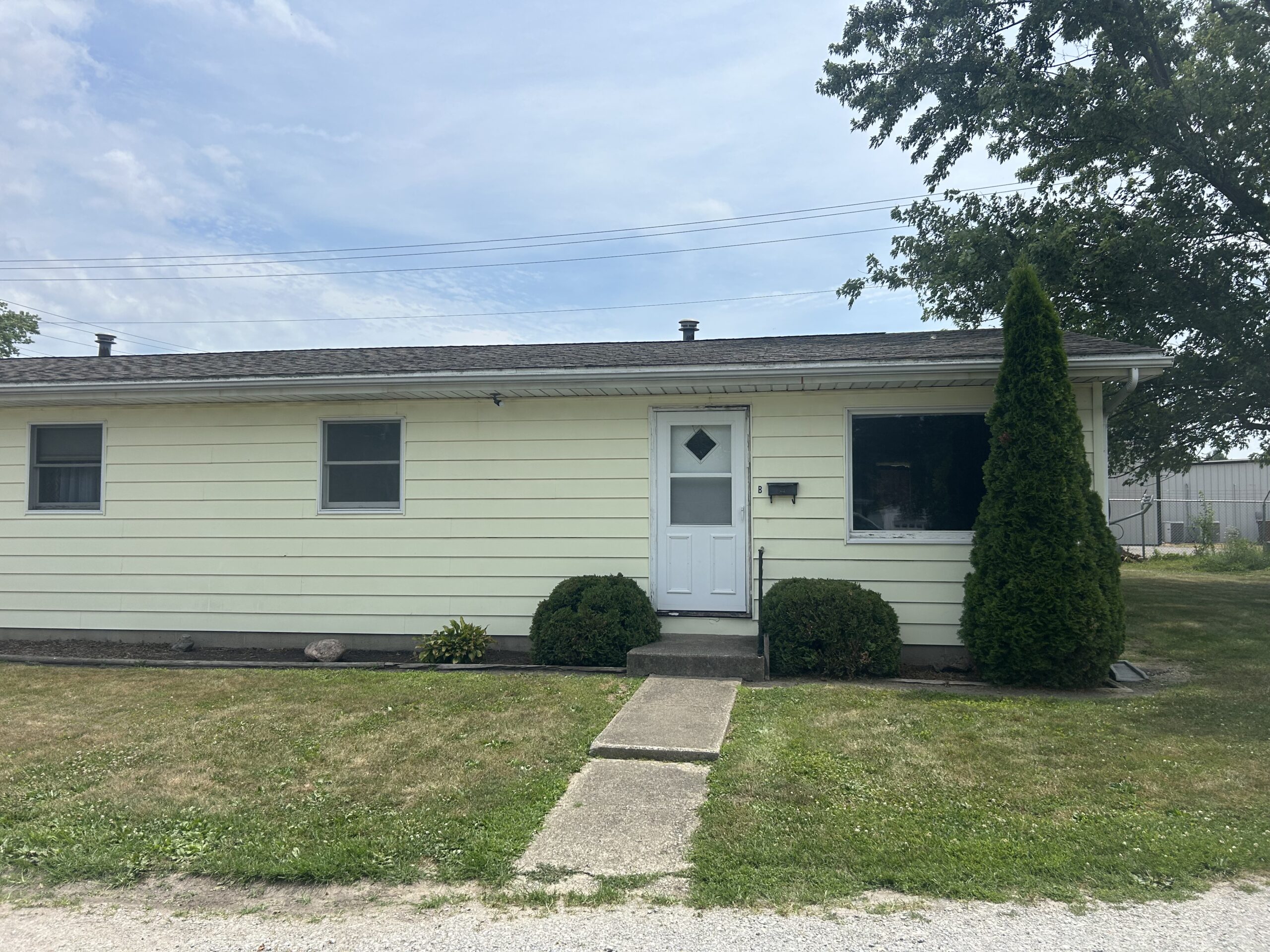 305 W Ohio St, Apt B, Monticello IN