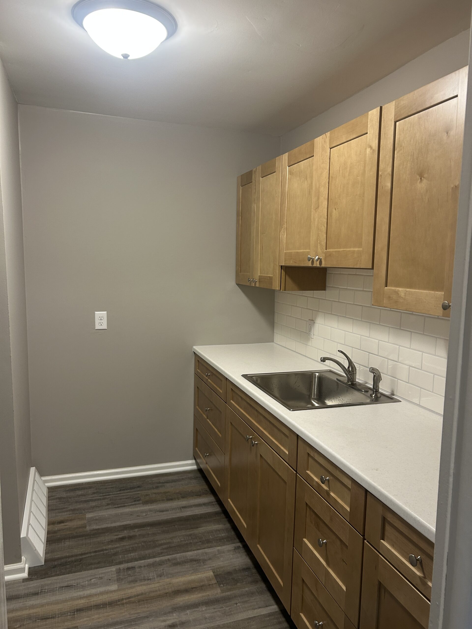 211 N Beach Dr. Monticello IN #8